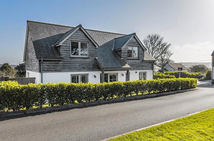 4 Bedroom Detached House For Sale In Greenwith Hill, Perranwell Station, Truro, TR3