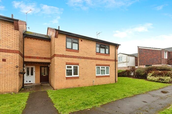 1 Bedroom Maisonette For Sale In Norn Hill, Basingstoke, Hampshire, RG21