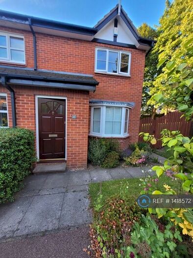 3 Bedroom End Of Terrace House To Rent In Loxley Close, Macclesfield, SK11