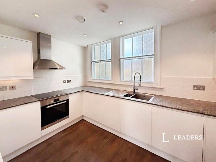 2 Bedroom Flat To Rent In East Street, Brighton, East Sussex, BN1