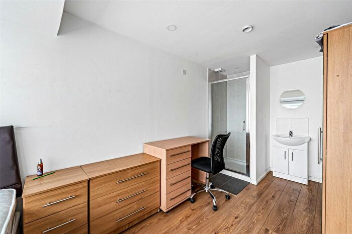 5 Bedroom End Of Terrace House To Rent In Slinfold Close, Brighton, East Sussex, BN2