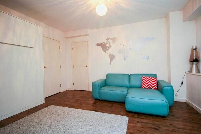 Studio To Rent In Brindley House, Newhall Street, B3
