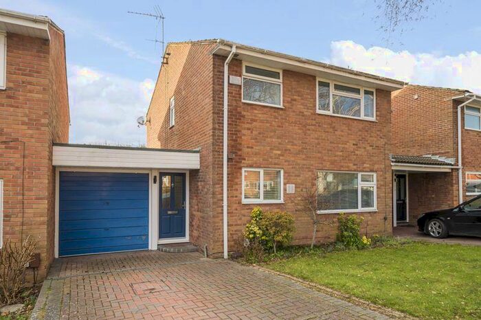 3 Bedroom Detached House To Rent In Lower Swanwick Road, Swanwick, SO31