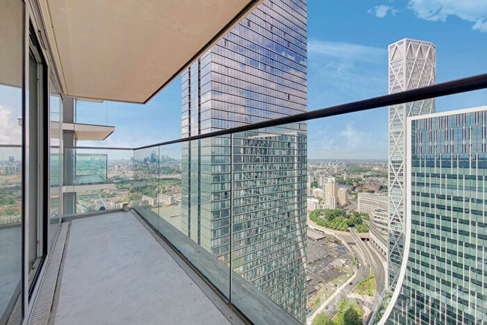 2 Bedroom Apartment For Sale In Landmark East Tower, Canary Wharf, E14