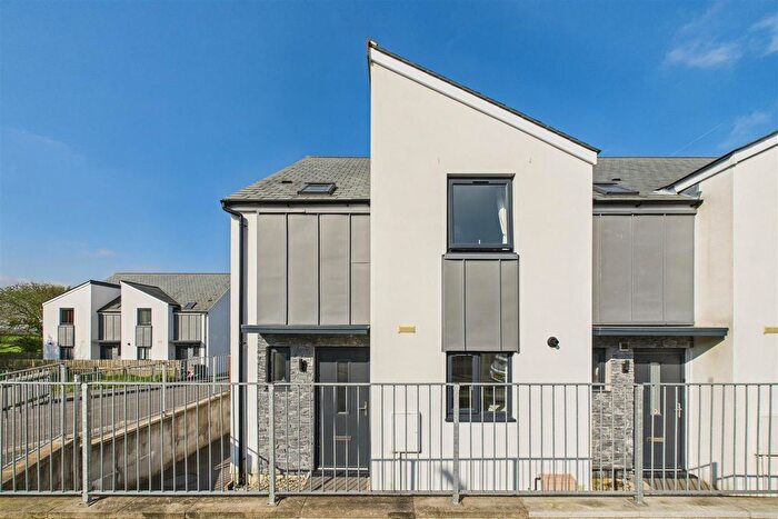3 Bedroom Semi-Detached House For Sale In Silver Birch Gardens, St Columb Road, St Columb, TR9