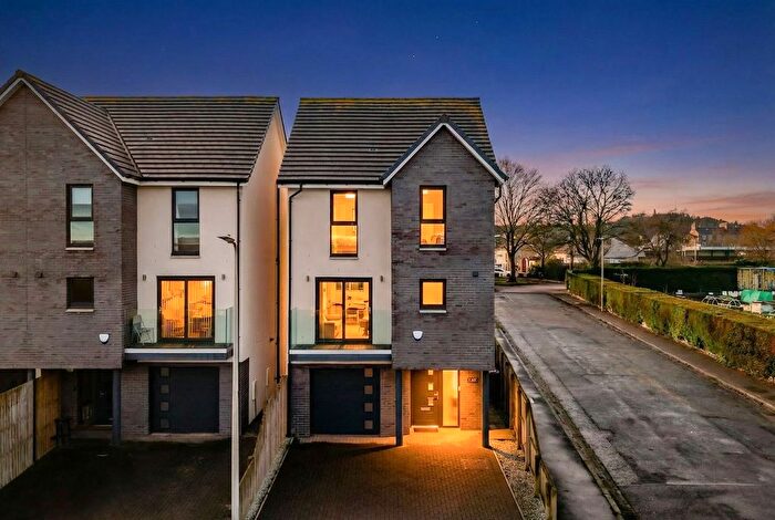 4 Bedroom Detached House For Sale In Fairmuir Road, Dundee, DD3