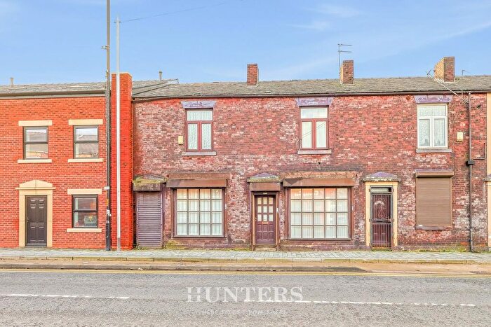 4 Bedroom Terraced House For Sale In Manchester Road, Castleton, Rochdale, OL11