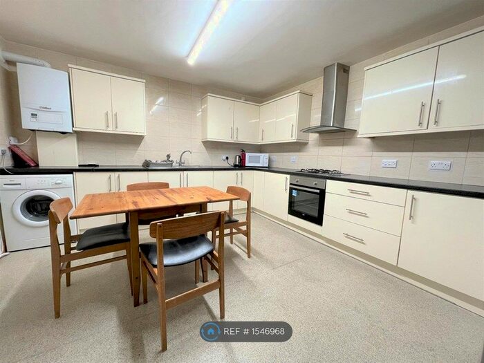 4 Bedroom Terraced House To Rent In William Street, Sheffield, S10