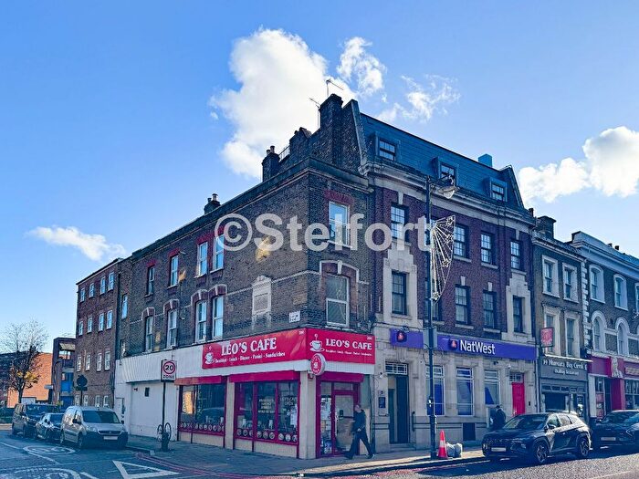 1 Bedroom Flat To Rent In Stoke Newington High Street, London, N16