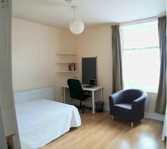 5 Bedroom Terraced House To Rent In Radford Boulevard, Nottingham, NG7