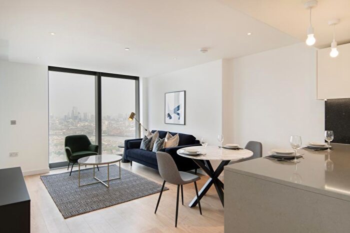 1 Bedroom Apartment To Rent In Landmark Pinnacle, Marsh Wall, E14