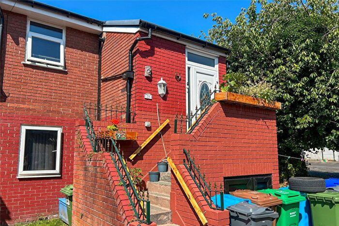 2 Bedroom Maisonette For Sale In Routledge Walk, Manchester, Greater Manchester, M9