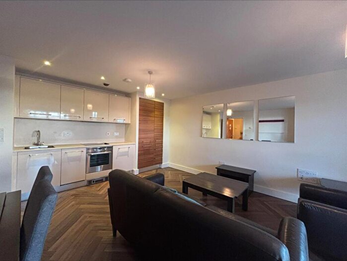 2 Bedroom Flat To Rent In Falcon Drive, Cardiff, CF10