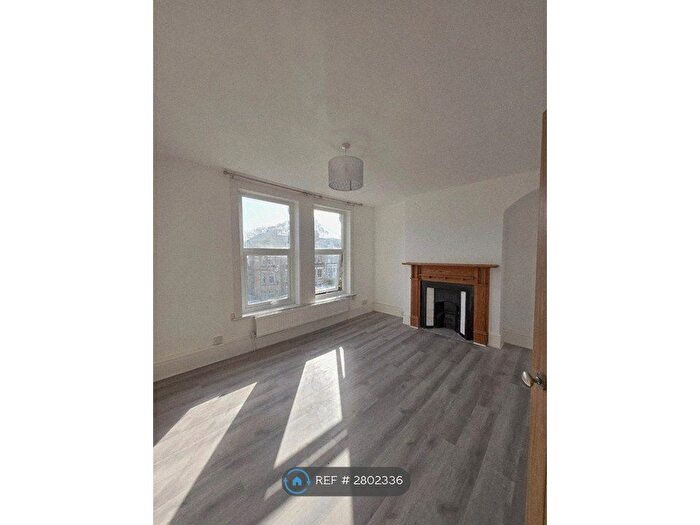 2 Bedroom Flat To Rent In Salisbury Road, Dover, CT16