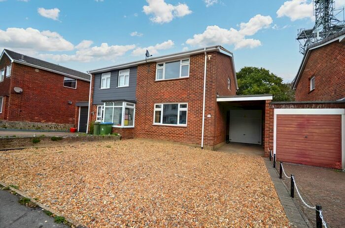 3 Bedroom Semi-Detached House To Rent In Simon Way, Southampton, Hampshire, SO18