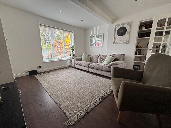 2 Bedroom Property To Rent In Cranborne Gardens, Welwyn Garden City, AL7