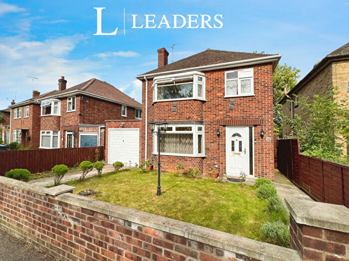 3 Bedroom Detached House To Rent In Warwick Road, Walton, PE4