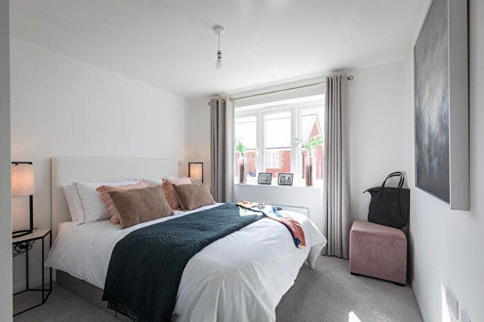 4 Bedroom Detached House For Sale In Celandine Gardens, Weldon Manor, NN17