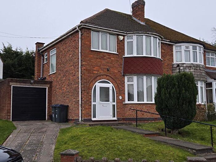 3 Bedroom Semi Detached House To Rent In Cornhill Grove, Stirchley, Birmingham, B30