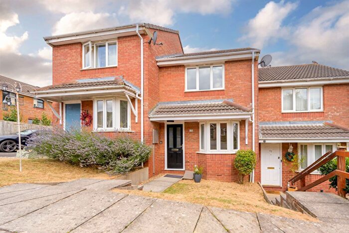 2 Bedroom Terraced House For Sale In Braithwaite Close, Kettering, NN15