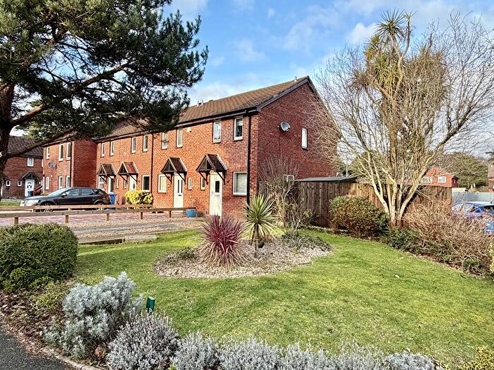 2 Bedroom End Of Terrace House For Sale In Martin Close, Creekmoor, BH17