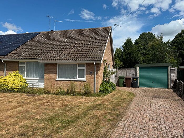 2 Bedroom Semi-Detached Bungalow For Sale In Staplehurst, Kent, TN12
