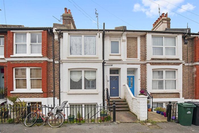 2 Bedroom Maisonette For Sale In Rugby Place, BN2