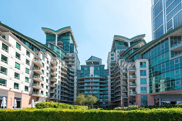 1 Bedroom Flat For Sale In Aquarius House, St George Wharf, Vauxhall, London, SW8