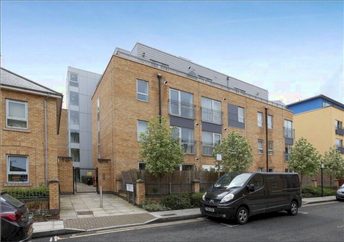 1 Bedroom Flat To Rent In Taylor House, Storehouse Mews, E14