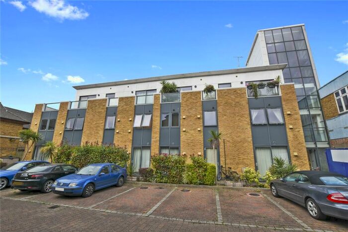 1 Bedroom Apartment To Rent In Vista Building, Bow Road, London, E3