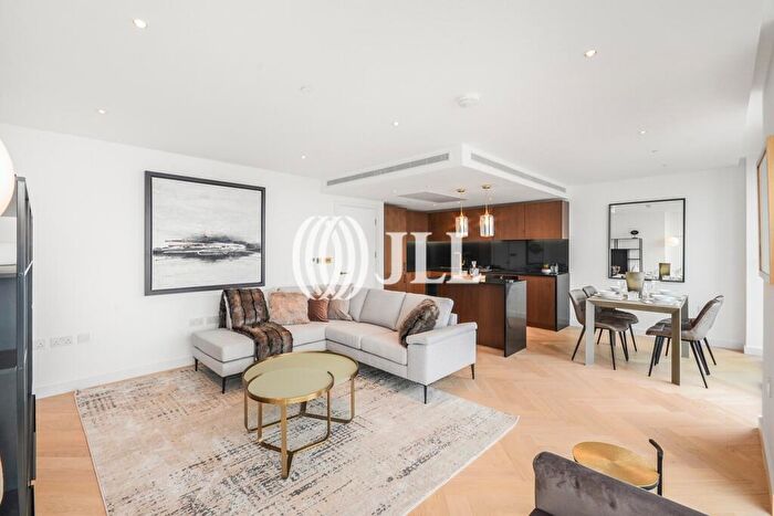 2 Bedroom Flat For Sale In Marsh Wall London, E14