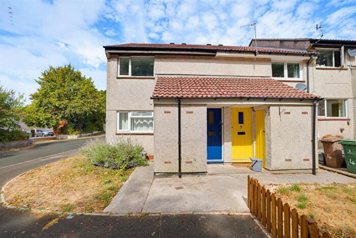 1 Bedroom Maisonette For Sale In Maynarde Close, Plymouth, PL7