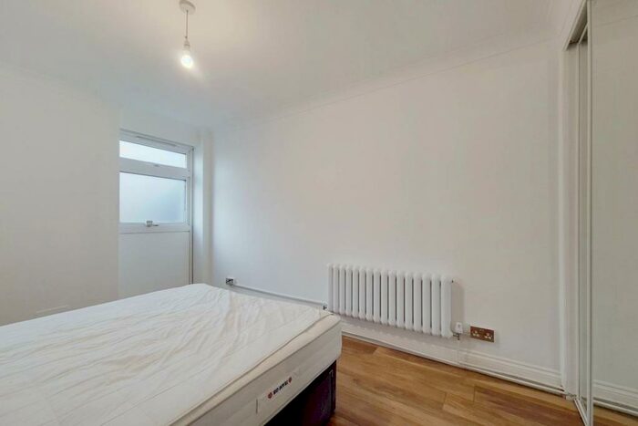 1 Bedroom Flat To Rent In Mansford Street, Bethnal Green, London, E2