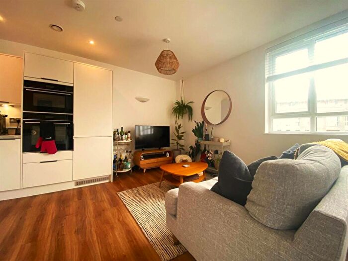 1 Bedroom Apartment To Rent In Wilder Street, Bristol, BS2