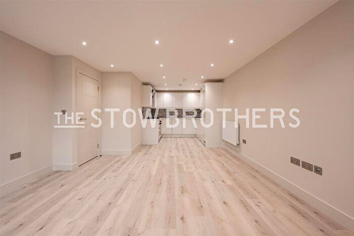 1 Bedroom Flat To Rent In George Lane, South Woodford, E18