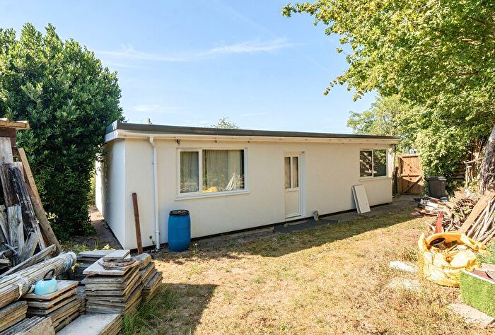 2 Bedroom Bungalow For Sale In Hadrian Close, Bristol, Somerset, BS9