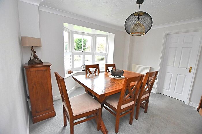 4 Bedroom Detached House For Sale In Needham Drive, Holmes Chapel, Crewe, CW4