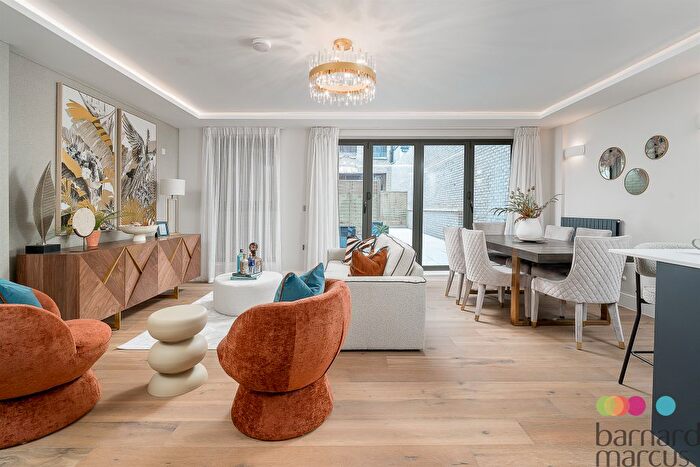 1 Bedroom Flat For Sale In Shepherds Bush Road, London, W6