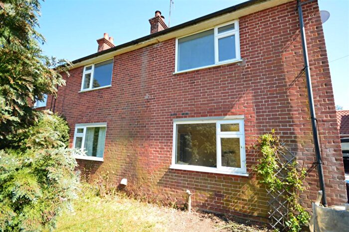 3 Bedroom Semi-Detached House To Rent In Friston, IP17