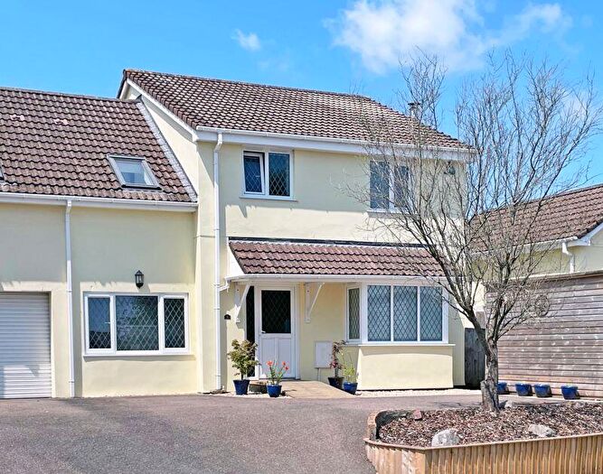 5 Bedroom Semi-Detached House For Sale In Highfield Road, Dunkeswell, EX14