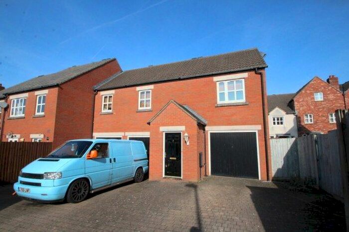 2 Bedroom Property To Rent In County Way, Bristol, BS34