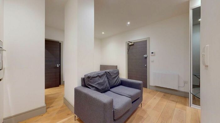 Studio To Rent In Lawrence Road, N15