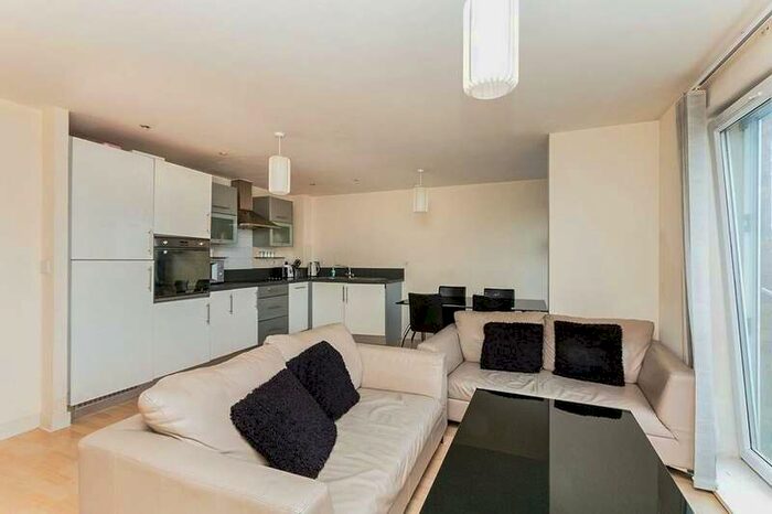 2 Bedroom Flat To Rent In Winterthur Way, Basingstoke, RG21