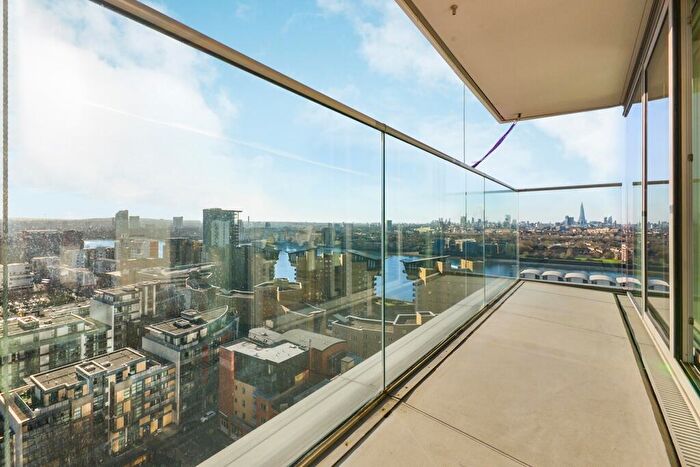 2 Bedroom Flat For Sale In Landmark East, Marsh Wall, E14