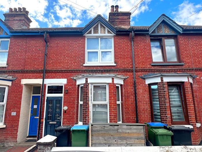 3 Bedroom Terraced House For Sale In Gloucester Place, Littlehampton, BN17