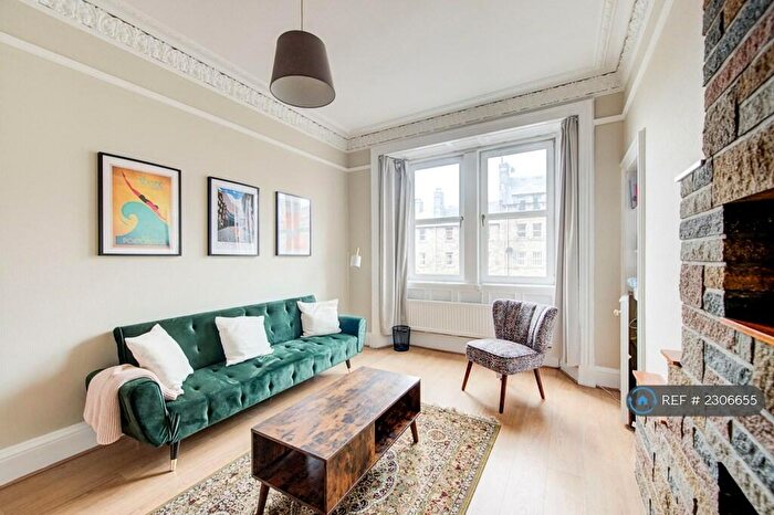2 Bedroom Flat To Rent In Piershill Place, Edinburgh, EH8