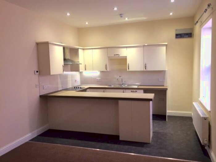 1 Bedroom Flat To Rent In Station Street, Burton-On-Trent, DE14