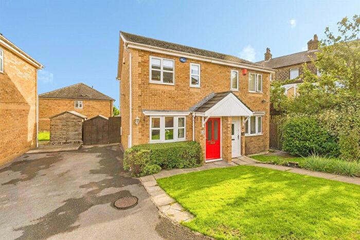 2 Bedroom Semi-Detached House For Sale In Horse Bank Drive, Lockwood, Huddersfield, HD4