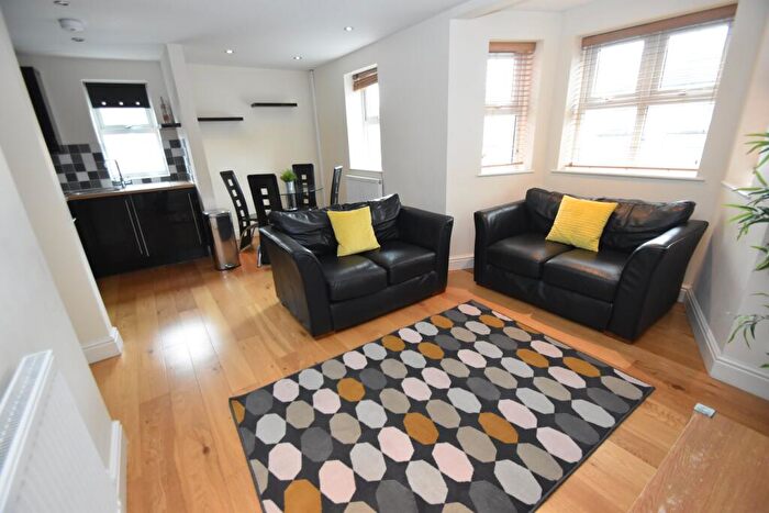 2 Bedroom Flat To Rent In Cathays Terrace, Cathays, Cardiff, CF24