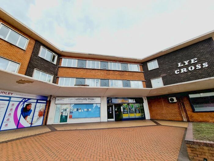 1 Bedroom Flat To Rent In High Street, Lye, Stourbridge, DY9